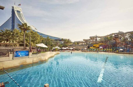 Jumeirah Al Qasr Dubai - Image 4
