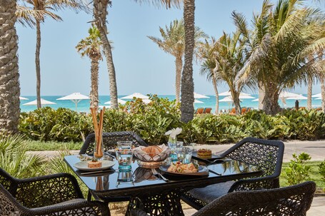 Jumeirah Al Qasr Dubai - Image 83