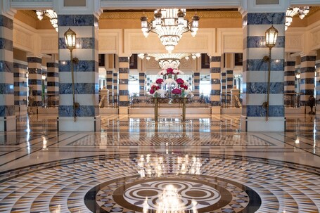 Jumeirah Al Qasr Dubai - Image 9