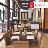 Café da manhã com buffet todos os dias mediante uma taxa