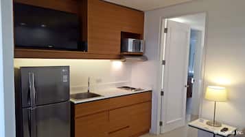 Suite Exécutive, 1 grand lit | Cuisine privée