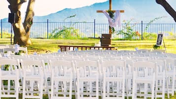 屋外結婚式場