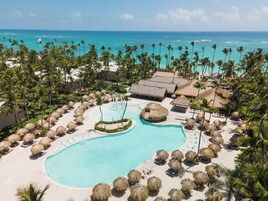 5 piscinas al aire libre, sombrillas, tumbonas