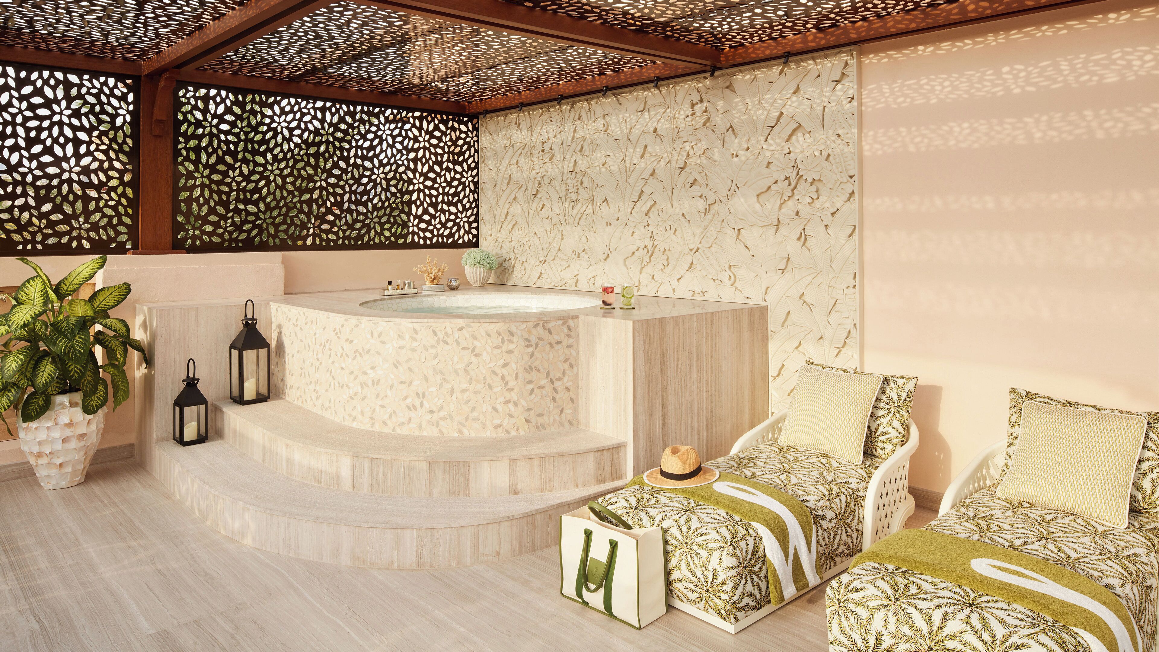 Royal Villa (Malakiya) | Private pool