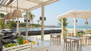 9 bars/lounges, beach bar