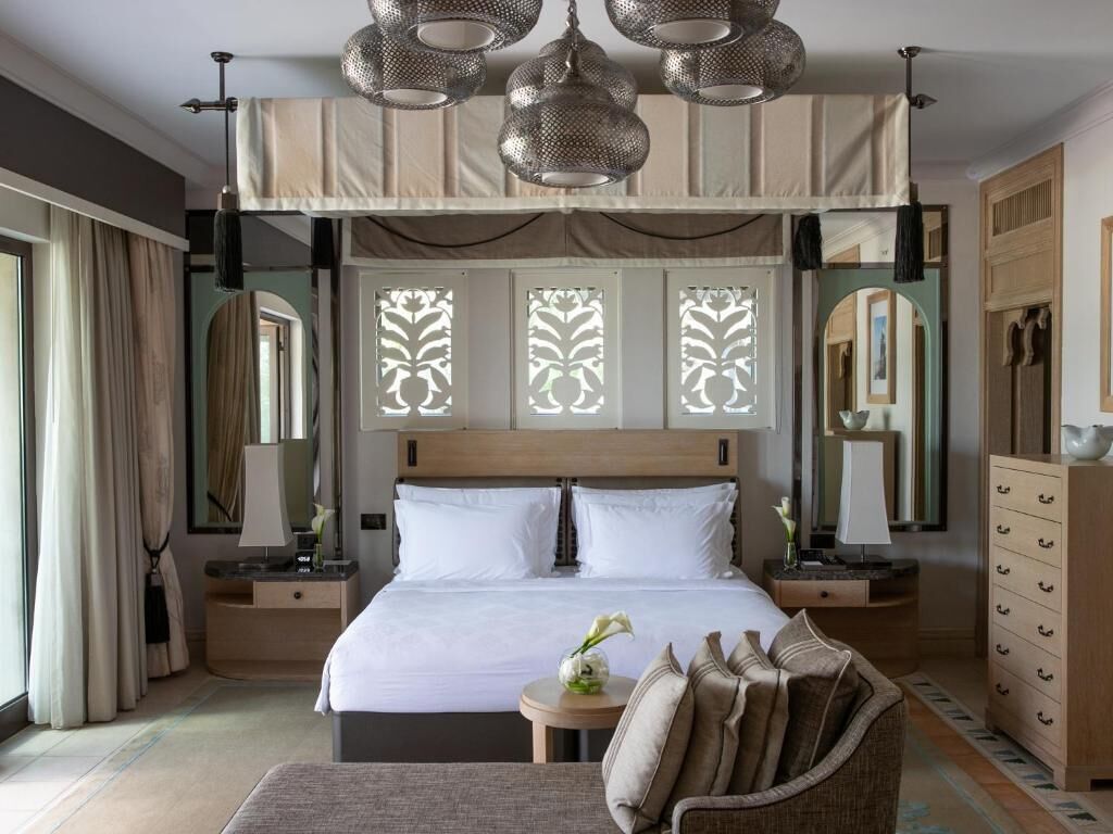 1 chambre, literie de qualité, couette en duvet, minibar