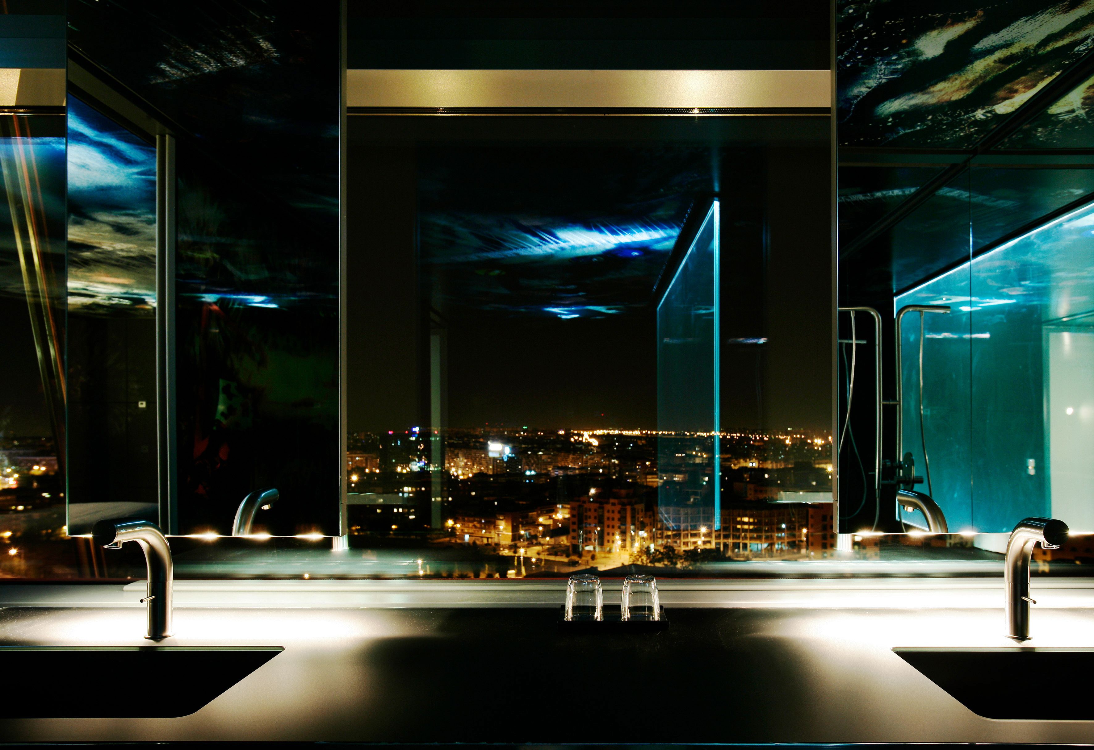 executive suite | in-room safe, desk, blackout curtains, soundproofing