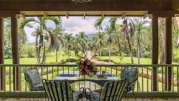 Master Suite Heliconias | Balcony view