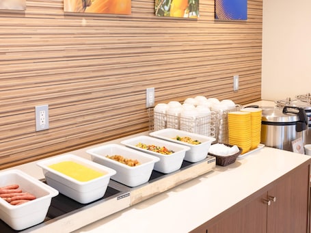 Café da manhã continental grátis todos os dias. Comfort Hotel Tokyo Kiyosumi Shirakawa