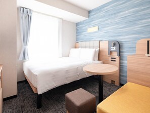 ห้องซูพีเรีย, เตียงใหญ่ 1 เตียง, ปลอดบุหรี่ | โต๊ะทำงาน, พื้นที่ทำงานแบบใช้แล็ปท็อป, ผ้าม่านกันแสง, Wi-Fi ฟรี