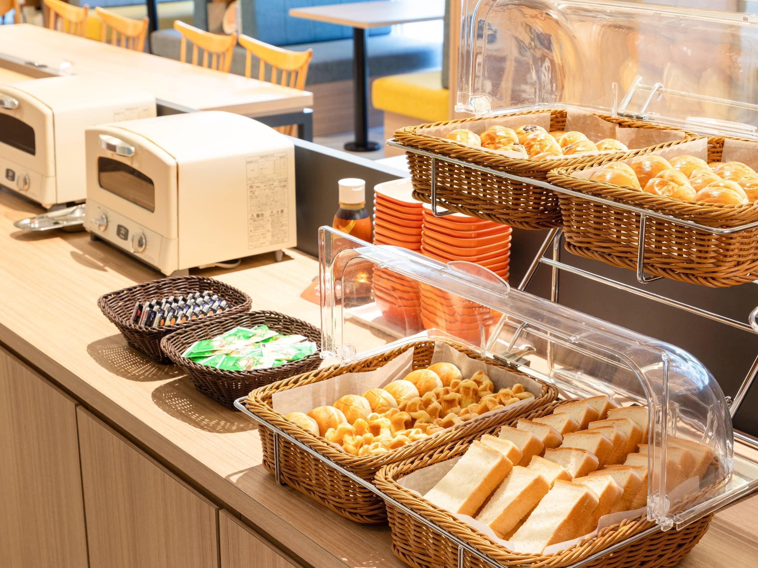 Desayuno continental incluido todos los días 