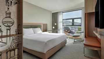 Deluxe Room, 1 King Bed, Non Smoking | Premium bedding, pillowtop beds, in-room safe, desk