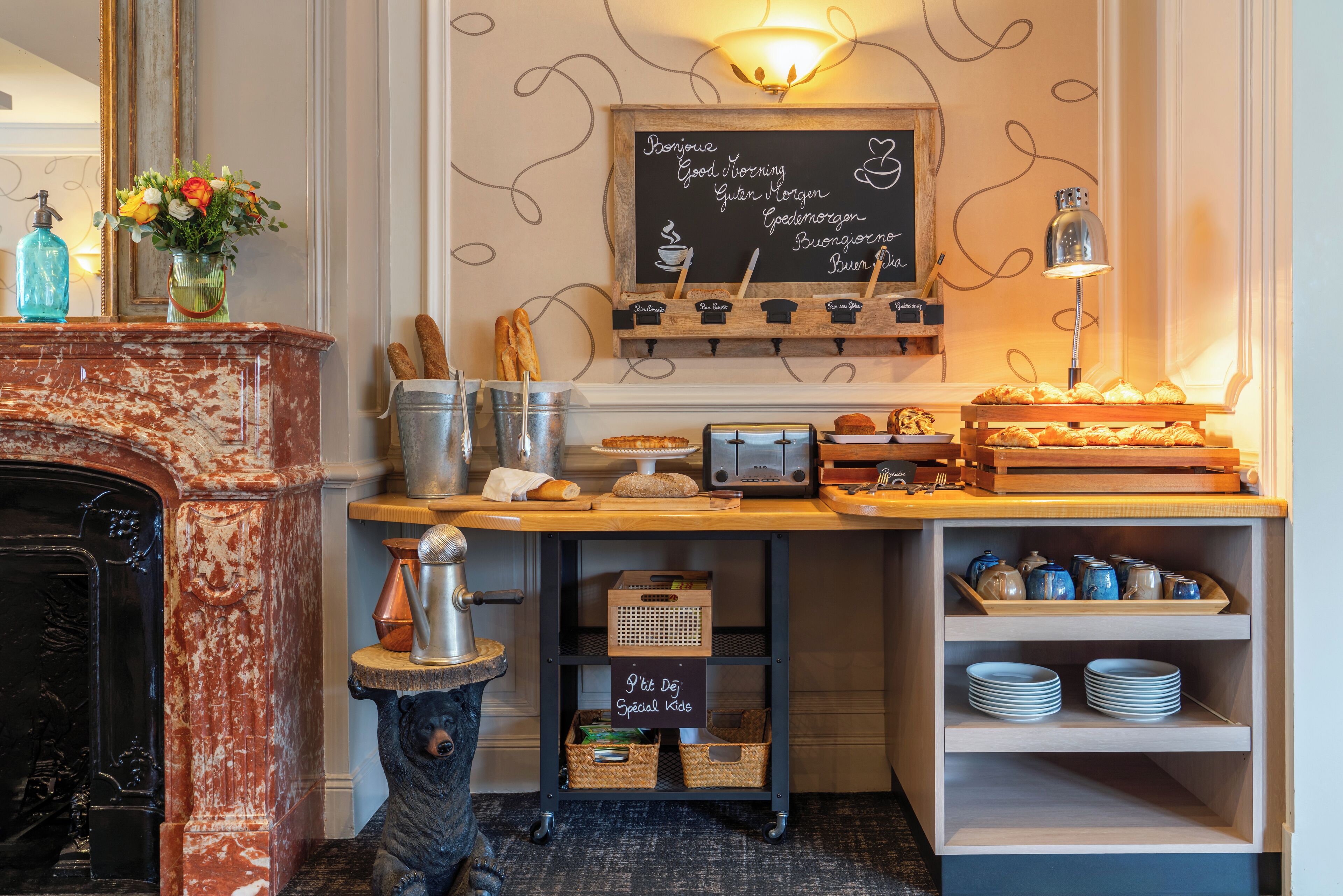 Petit déjeuner buffet servi tous les jours en supplément