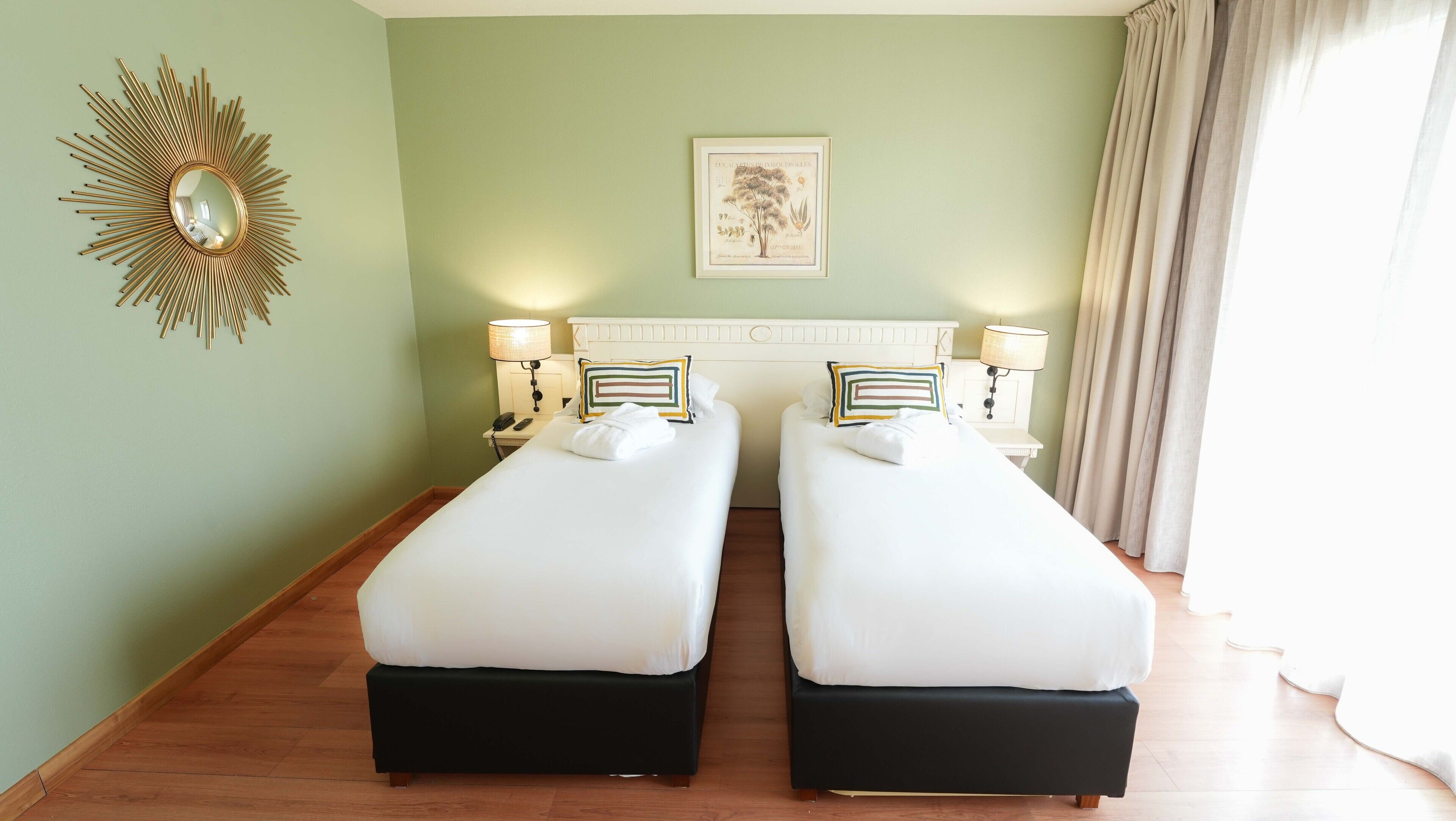 comfort double or twin room | 1 bedroom, individually decorated, individually furnished, desk