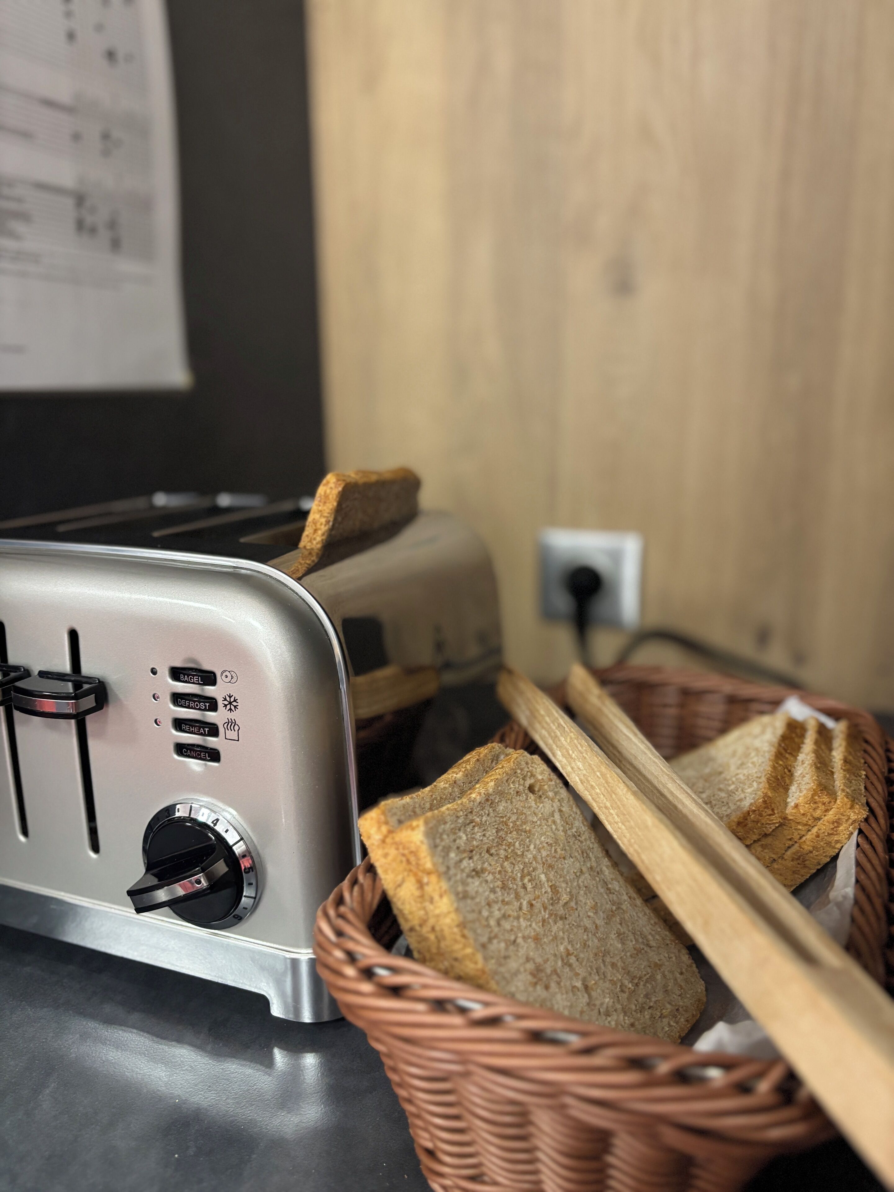 Photo - Kyriad Limoges Centre Gare - Atrium