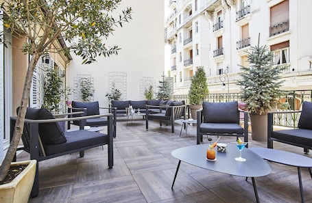 露台. 维希国家原创精品酒店