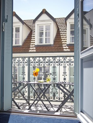 Két bảo mật tại phòng, bàn, bàn ủi/dụng cụ ủi quần áo