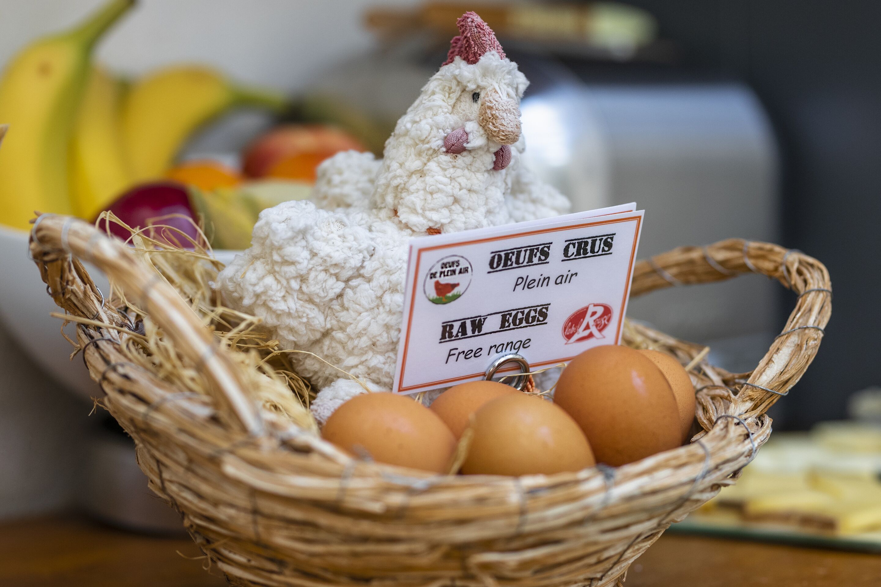 daily continental breakfast (eur 14 per person)