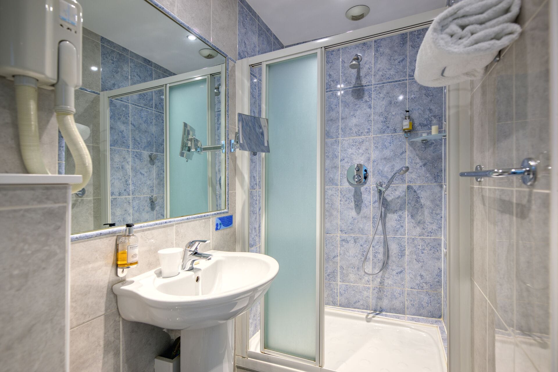 Foto - Hôtel d'Aragon - Place de la Comédie -