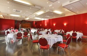 Meeting facility - Hôtel Grand Confort Le Moulin Rouge (Terrasson-la-Villedieu)