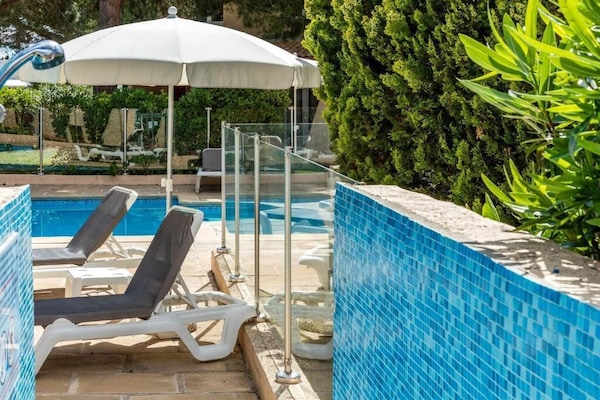 Alberca al aire libre por temporada