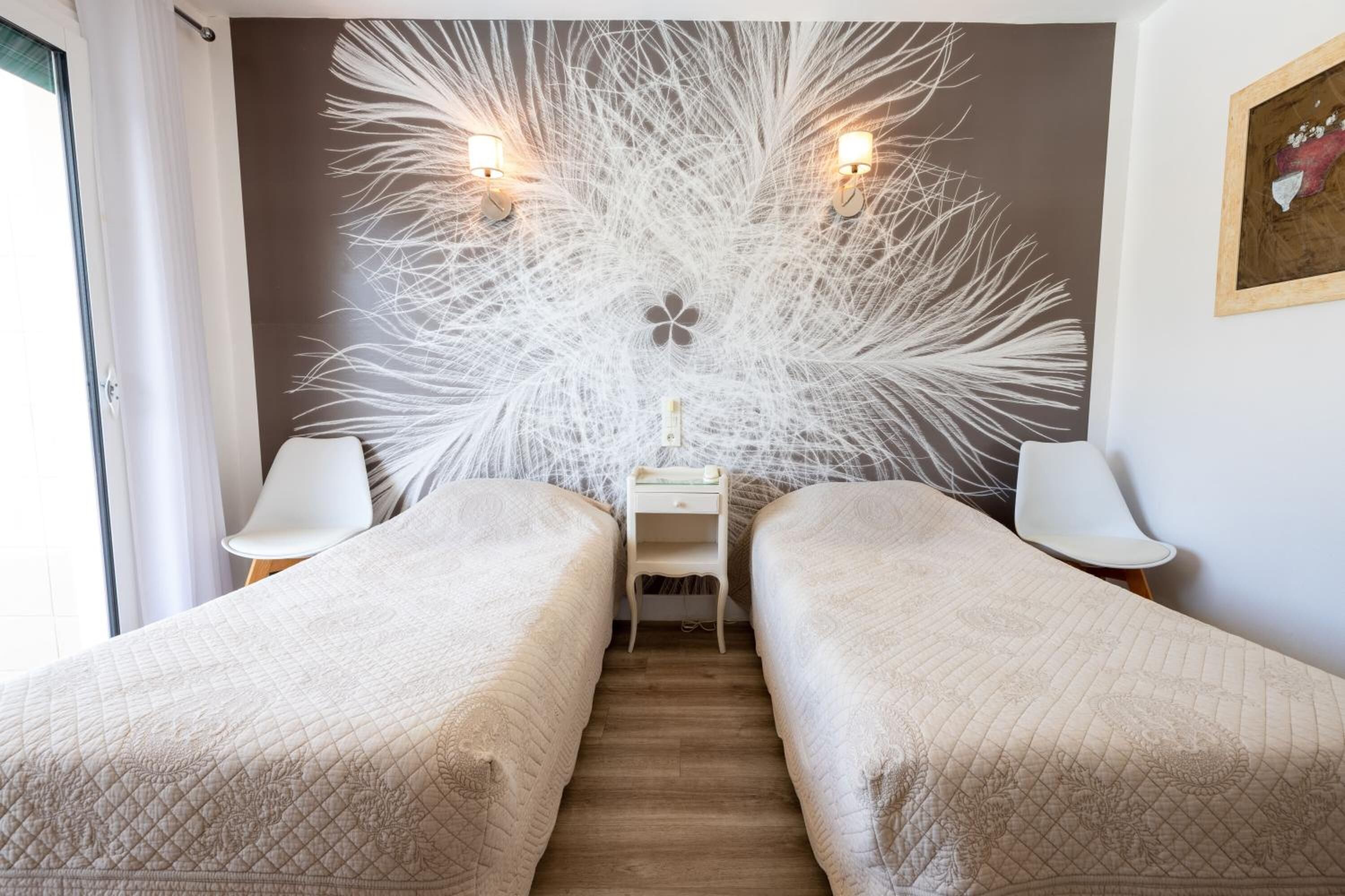 soundproofing, iron/ironing board, free cots/infant beds, rollaway beds