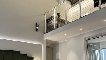 Comfort-Suite | 1 Schlafzimmer, hochwertige Bettwaren, Daunenbettdecken