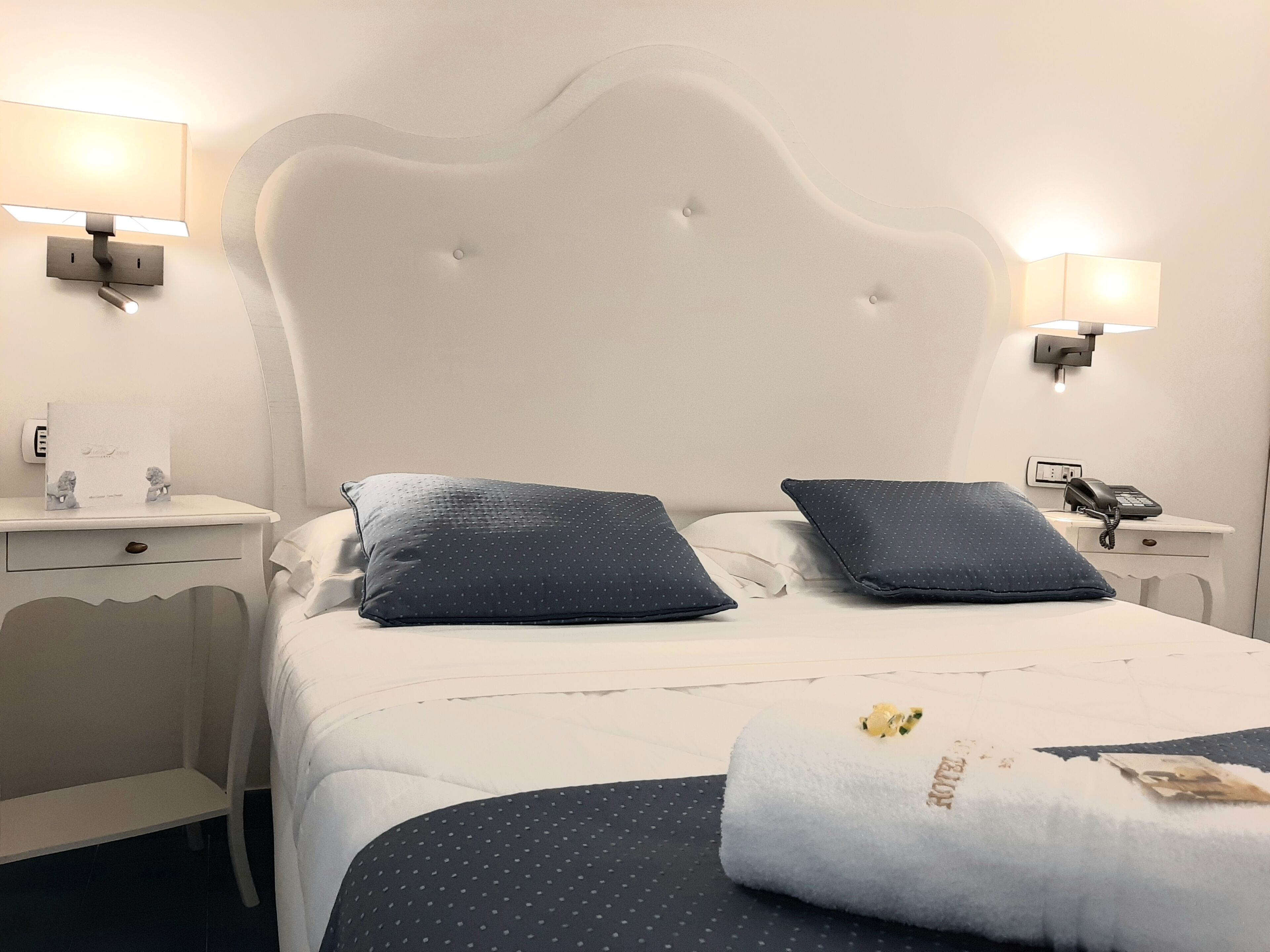 classic double room, balcony | 1 bedroom, premium bedding, minibar, in-room safe