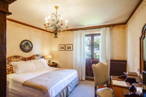 Classic Double Room | Premium bedding, down comforters, minibar, in-room safe - Relais Todini (Todi)