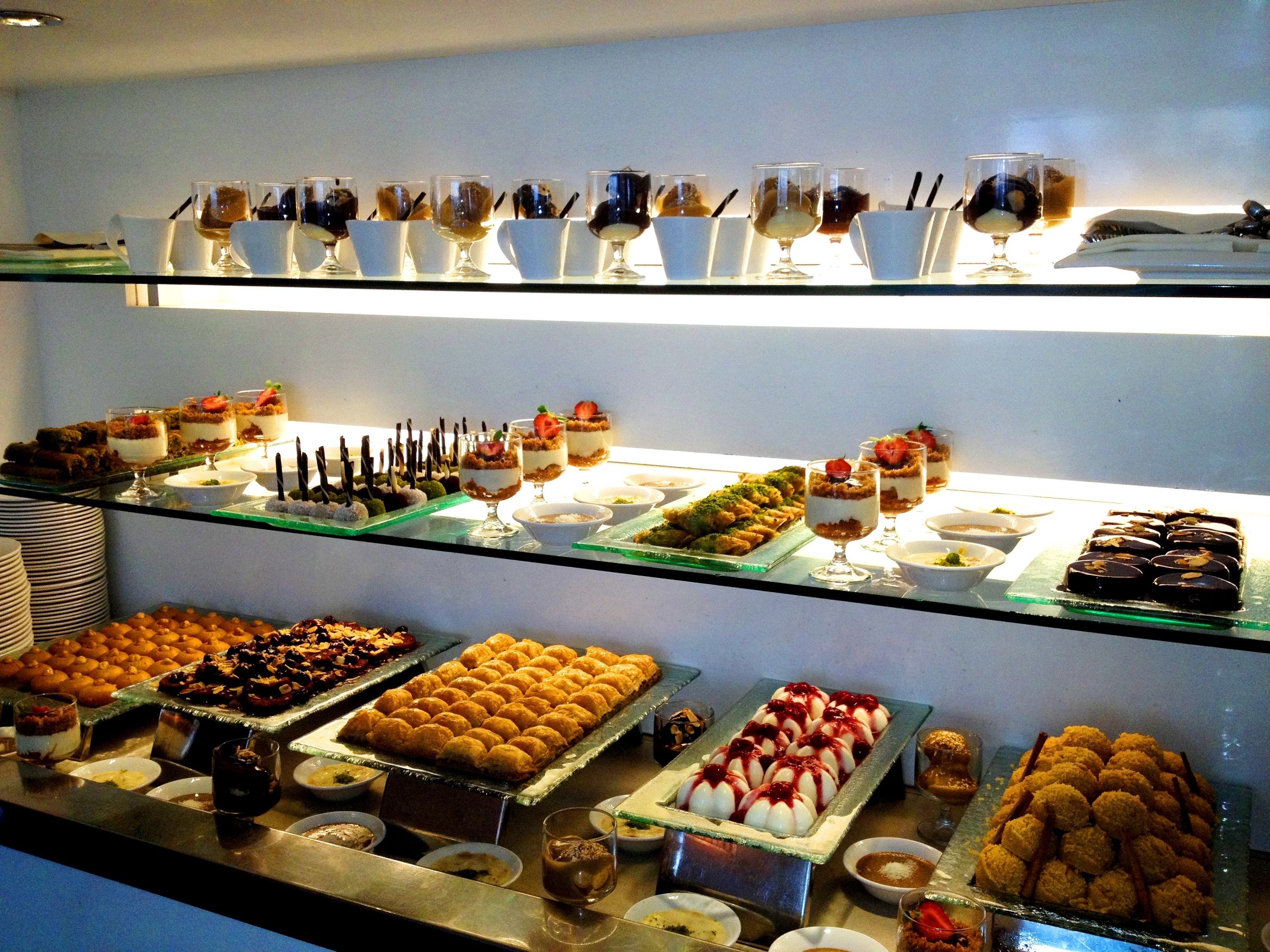 Daily continental breakfast (EUR 15 per person)