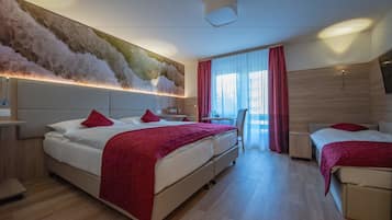 Family Triple Room, Balcony, Annex Building | Hypo-allergenic bedding, in-room safe, desk, blackout drapes