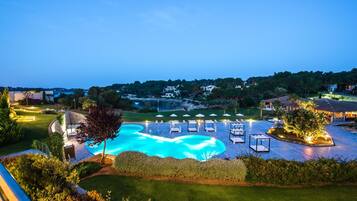 Innenpool, 3 AuĂenpools