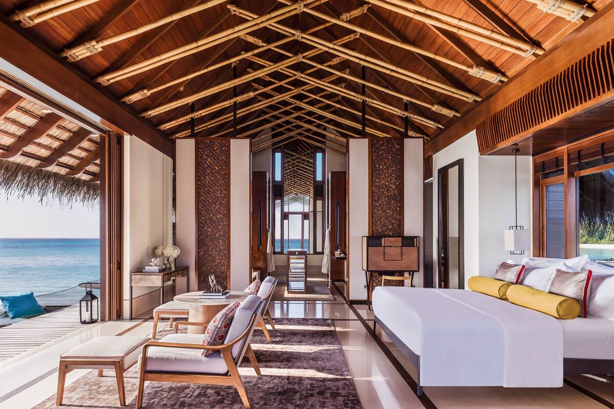 water villa king | premium bedding, free minibar items, in-room safe