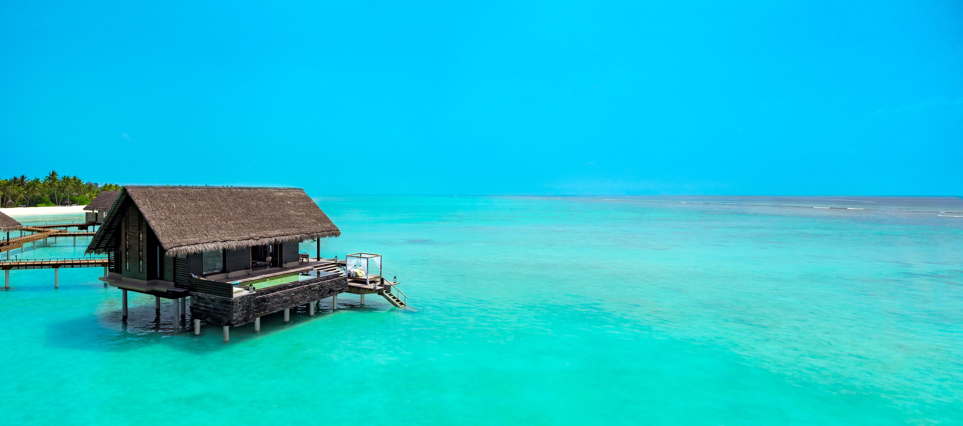 grand water villa with pool | beach/ocean view