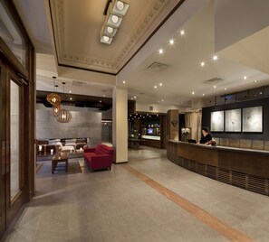 Check-in/check-out kiosk - Hotel 71 by Preferred Hotels & Resorts (Québec City)