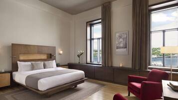 1 bedroom, premium bedding, down comforters, pillowtop beds