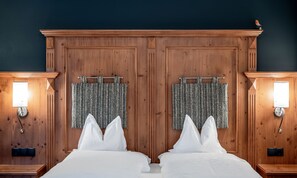 Comfort Double Room, Balcony (XXLarge) | 1 bedroom, hypo-allergenic bedding, down comforters, minibar