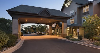 Country Inn & Suites by Radisson, St. Cloud East, MN