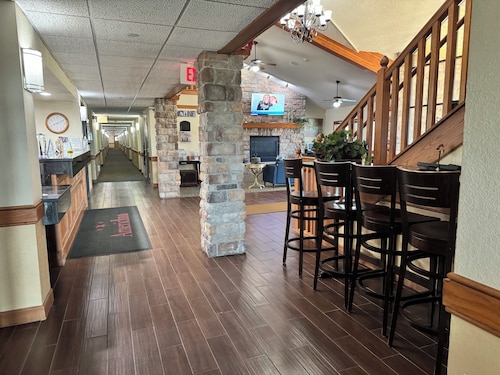 AmericInn by Wyndham Kewanee