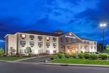 Best Western Plus Eagleridge Inn & Suites