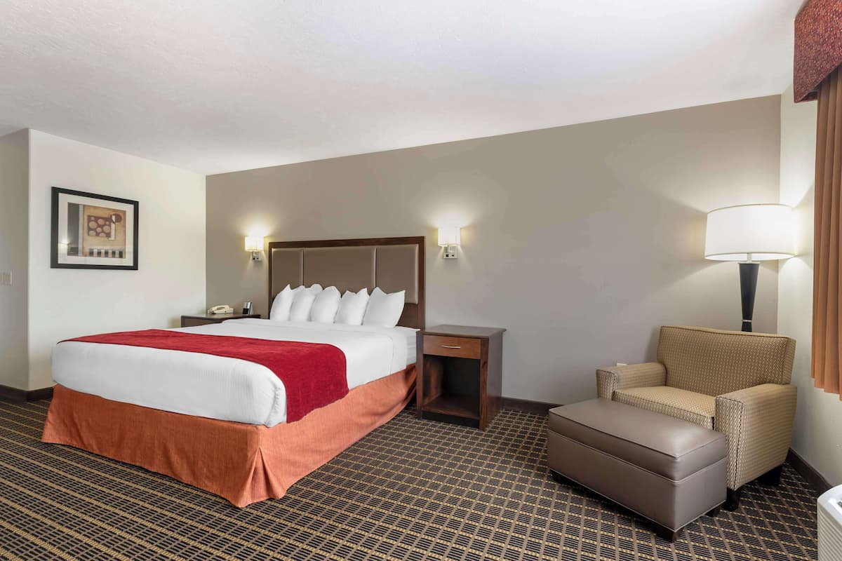 Surmatelas, fer et planche à repasser, Wi-Fi, draps fournis