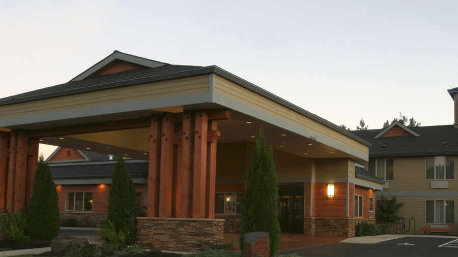 Best Western Snowcap Lodge