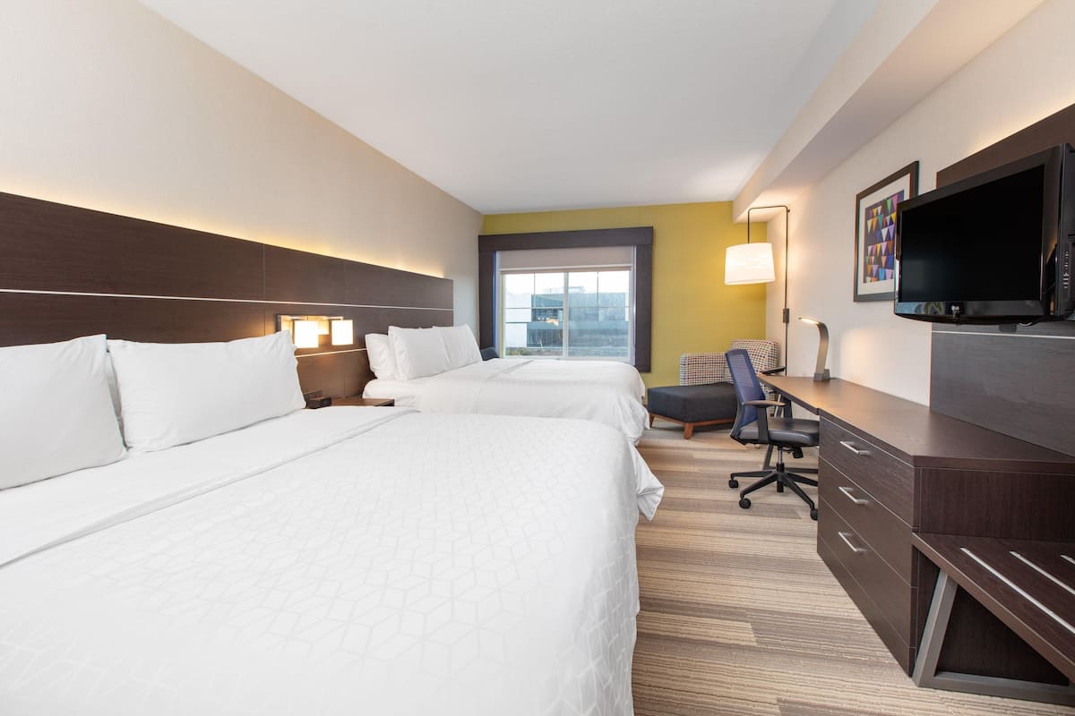 In-room safe, desk, blackout drapes, iron/ironing board