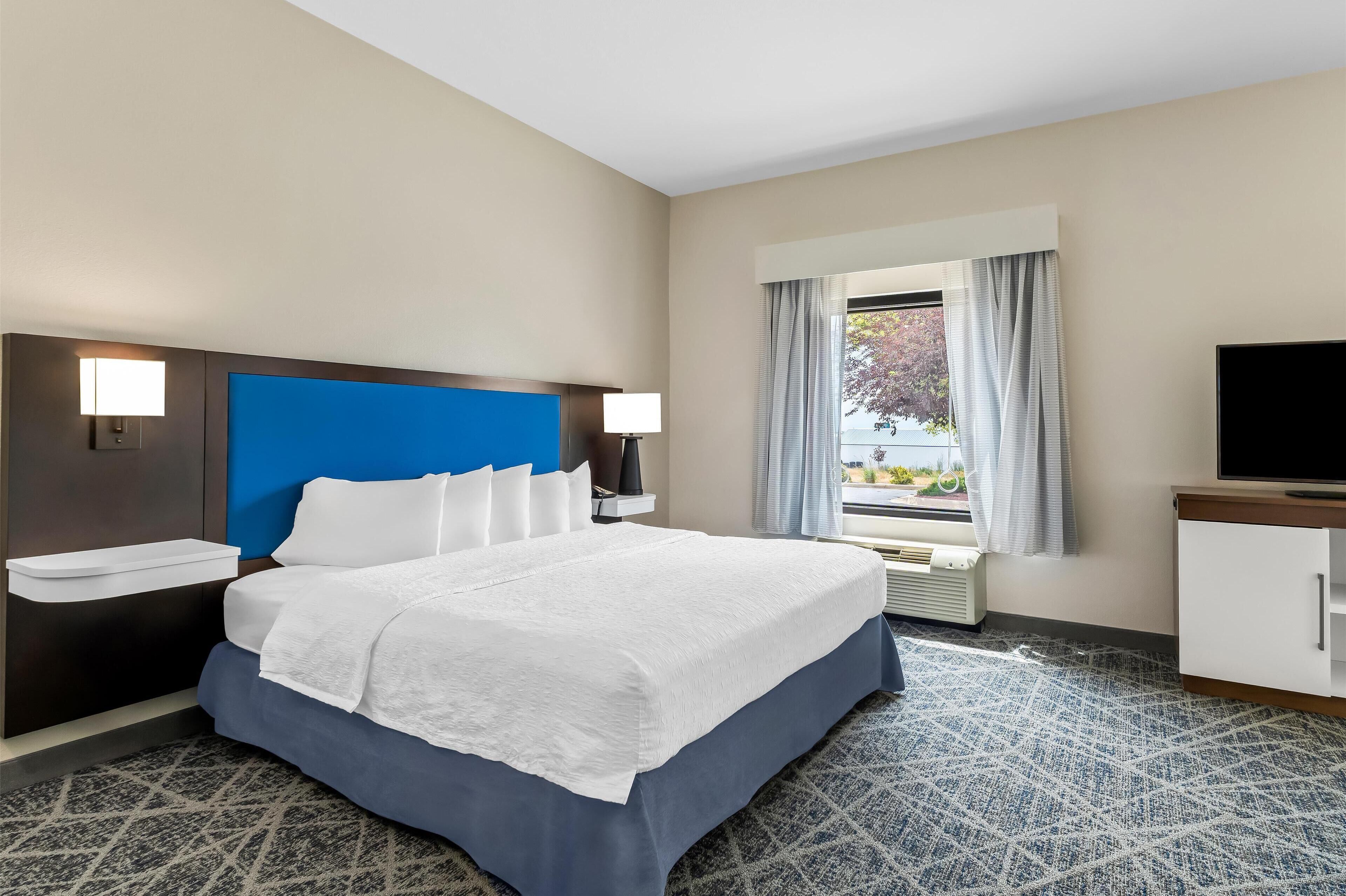 pillow-top beds, in-room safe, desk, blackout curtains