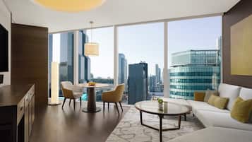 파크 스위트 킹 | 고급 침구, 오리/거위털 이불, 미니바, 객실 내 금고