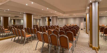 Central Athens Hotel - Image 12
