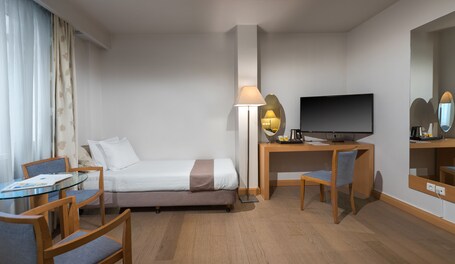 Central Athens Hotel - Image 48