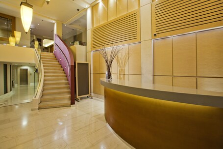 Central Athens Hotel - Image 15