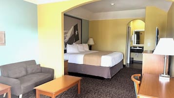 Standard Room, 1 King Bed, Non Smoking | Desk, iron/ironing board, bed sheets, alarm clocks