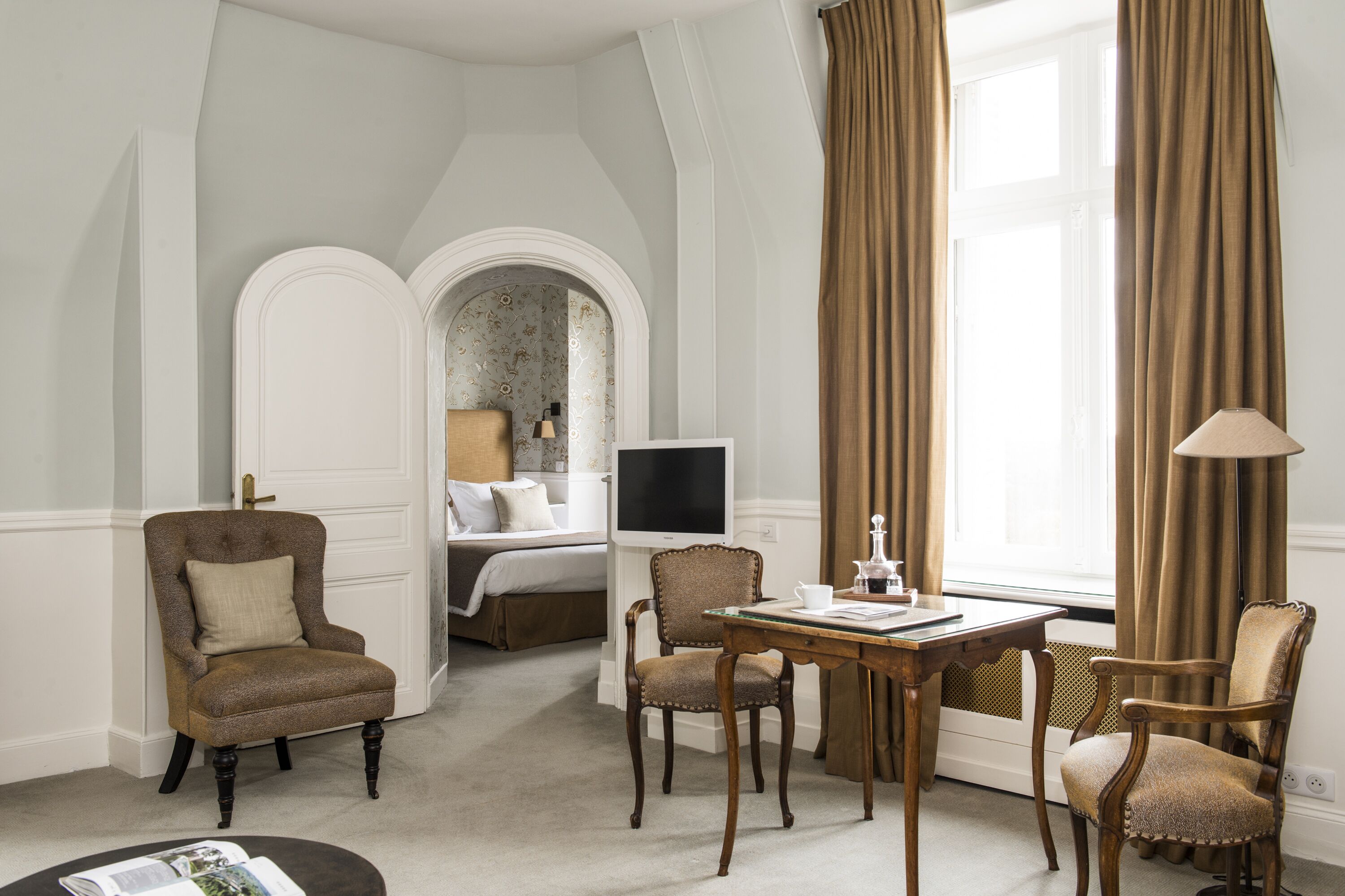 deluxe suite | living area | 50-cm smart tv with digital channels, ping pong, toys